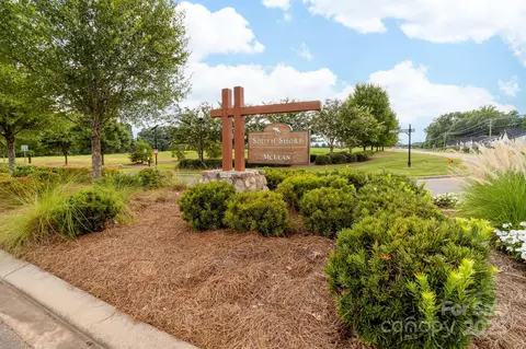 1006 Kingbird Ln, Clover, SC 29710
