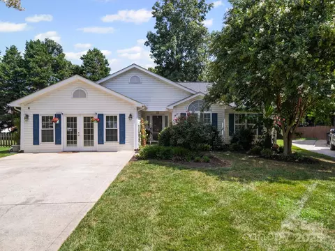 4135 Medford Nw Dr NW, Concord, NC 28027
