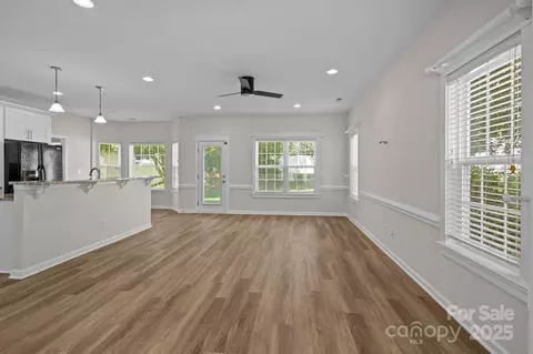 19601 Denae Lynn Dr, Cornelius, NC 28031 photo 3
