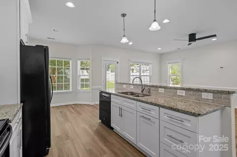 19601 Denae Lynn Dr, Cornelius, NC 28031 photo 5