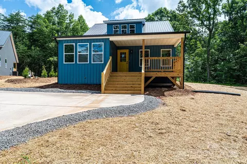 1890 Thoreau Ct, Connelly Springs, NC 28612