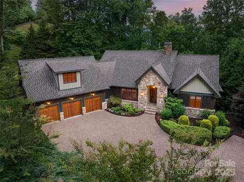 97 Lombard St, Waynesville, NC 28786