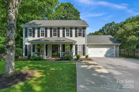 6602 Flat Creek Dr, Charlotte, NC 28277
