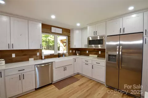 Kitchen - 298 Patricelli St, Boone, NC 28607 photo 2 of 3