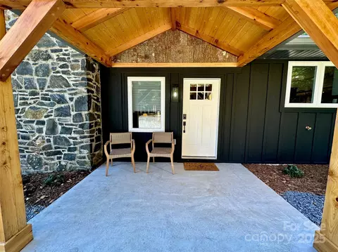 Exterior - 298 Patricelli St, Boone, NC 28607 photo 3 of 4