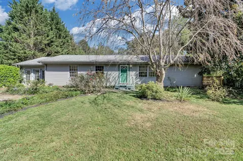 377 Old Haw Creek Rd, Asheville, NC 28805
