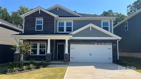126 Satchel Ct, Mooresville, NC 28115