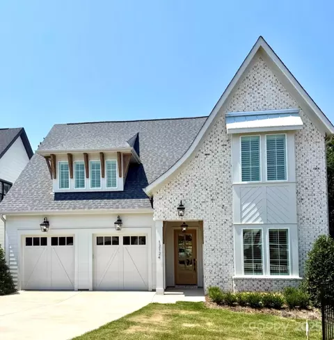 12124 Cambridge Square Dr, Cornelius, NC 28031