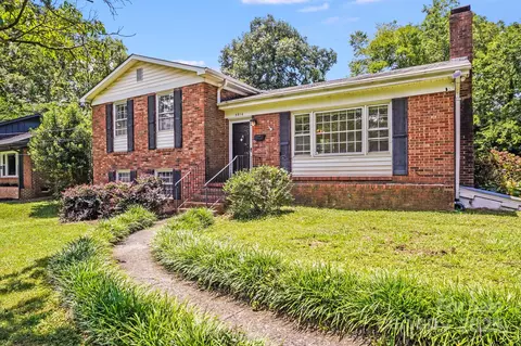 5816 Brookhaven Rd, Charlotte, NC 28210