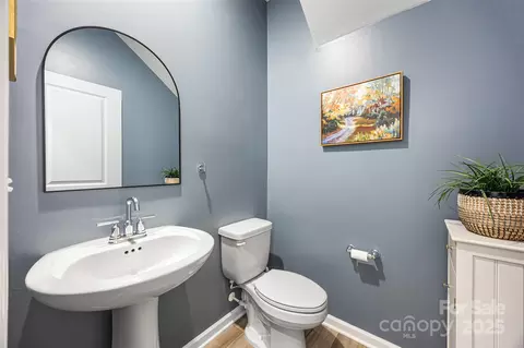 Bath - 5617 Soft Shell 384 Dr #384, Lancaster, SC 29720 photo 1 of 2