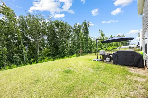 Exterior - 5617 Soft Shell 384 Dr #384, Lancaster, SC 29720 photo 3 of 3