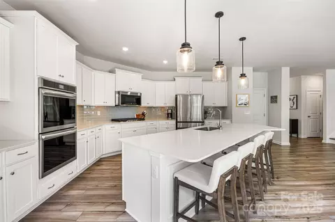 Kitchen - 5617 Soft Shell 384 Dr #384, Lancaster, SC 29720 photo 2 of 5