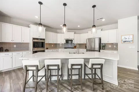 Kitchen - 5617 Soft Shell 384 Dr #384, Lancaster, SC 29720 photo 1 of 5