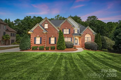 15035 Davis Trace Dr, Mint Hill, NC 28227