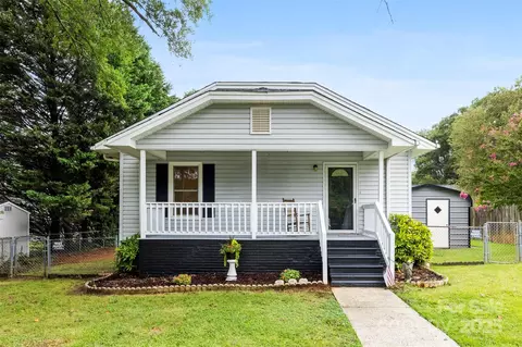 204 Live Oak Ave, Belmont, NC 28012