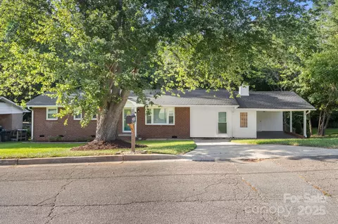 838 Carey Dr, Rock Hill, SC 29732