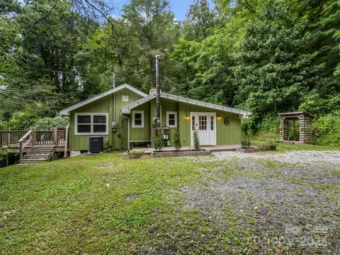 440 Terrys Gap Rd, Fletcher, NC 28732