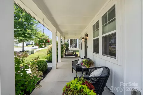17423 Summers Walk Blvd, Davidson, NC 28036 photo 4