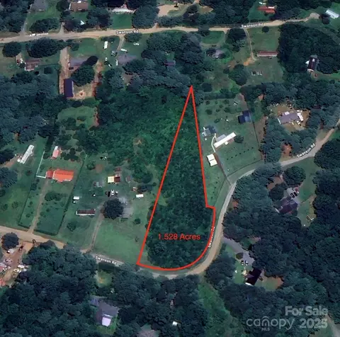 8 Swanson Rd, Crouse, NC 28033