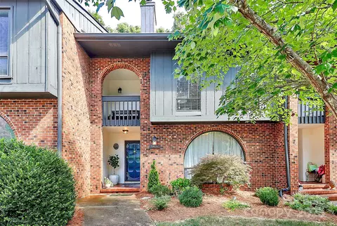 5803 Sharon Rd, Charlotte, NC 28210