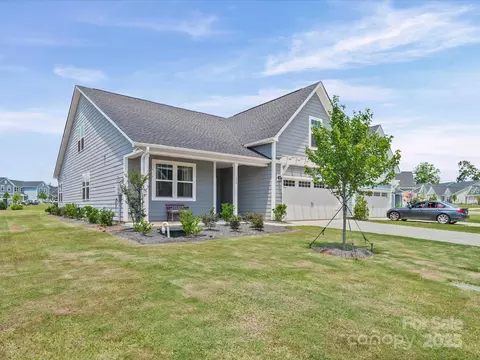 198 Tillery Ln, Mount Gilead, NC 27306