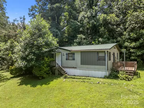 0 Lower Krajenke Upper Krajenke Dr Rd #/UPPER KRAJENKE DR, Marion, NC 28752