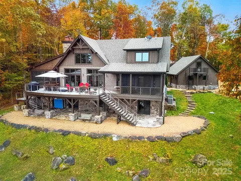 1291 Indian Camp Mountain Rd, Rosman, NC 28772