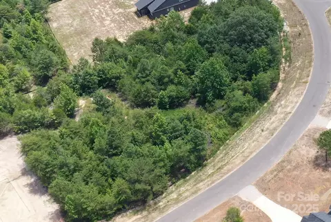 3070 Meadowcrest 68 Dr #68, Clover, SC 29710