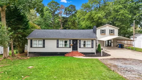 321 Cook St, Mooresville, NC 28115