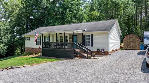 4358 Bart Lee St, Claremont, NC 28610