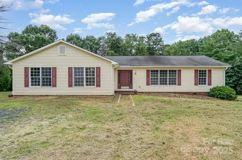 8885 Brandon Cir, Concord, NC 28025