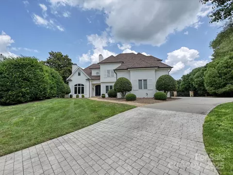 12401 Three Lakes Dr, Charlotte, NC 28277