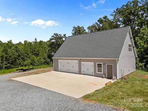 12467 Ritchie Rd, Midland, NC 28107 photo 40