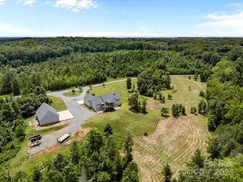 12467 Ritchie Rd, Midland, NC 28107 photo 4