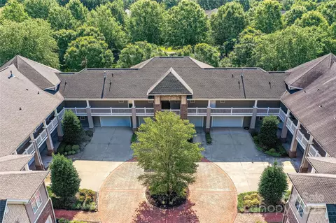8925 Rosalyn Glen Rd, Cornelius, NC 28031