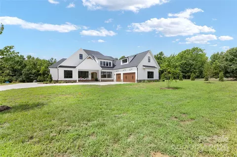 6511 Rehobeth Rd, Waxhaw, NC 28173