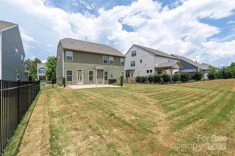 Exterior - 3070 Dindle Dr, Lancaster, SC 29720 photo 3 of 3