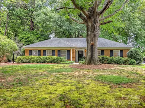 6009 Brace Rd, Charlotte, NC 28211