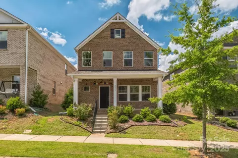 3215 Lisburn St, Charlotte, NC 28227