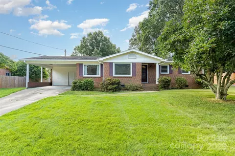 210 Brook St, Kannapolis, NC 28083