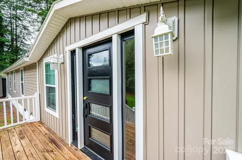1690 Falls Nw Rd NW, Valdese, NC 28690