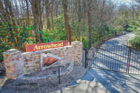 Red Wolf, Blowing Rock, NC 28605