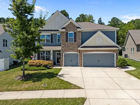 127 Atwater Landing Dr, Mooresville, NC 28117