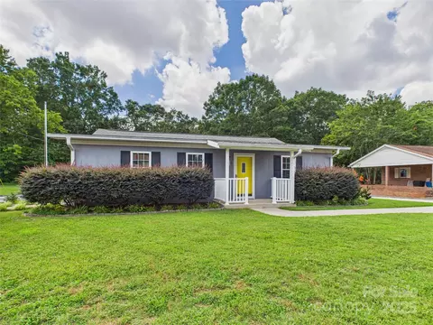 1416 23rd Ne Ave NE, Hickory, NC 28601