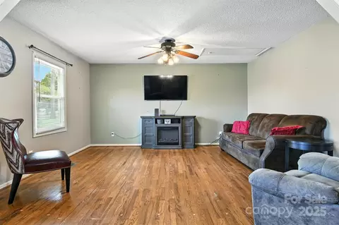 952 30th Ne St NE, Conover, NC 28613 photo 11