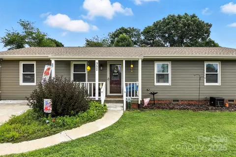 952 30th Ne St NE, Conover, NC 28613 photo 5