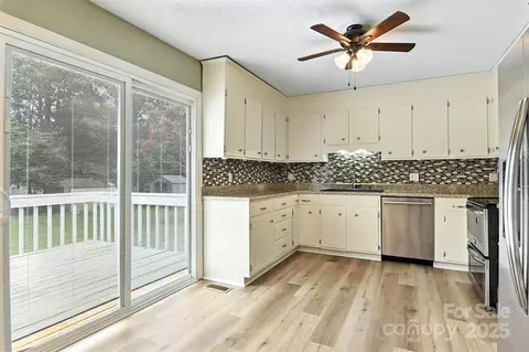 952 30th Ne St NE, Conover, NC 28613 photo 17
