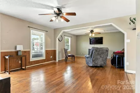 952 30th Ne St NE, Conover, NC 28613 photo 10
