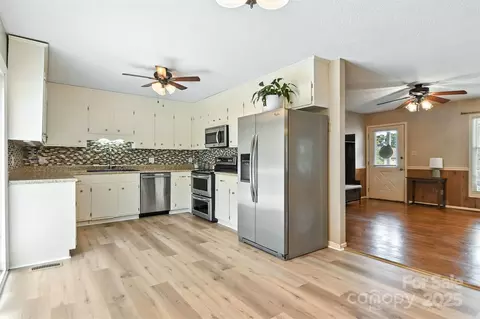 952 30th Ne St NE, Conover, NC 28613 photo 15