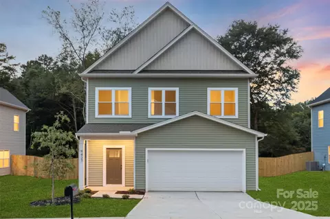 9427 Weston Woods Ln, Charlotte, NC 28216
